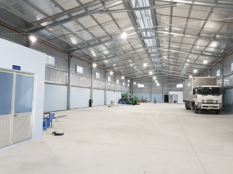 CHO THUÊ 700M² NHÀ KHO – ĐẦY ĐỦ ĐIỆN NƯỚC – QUẬN LIÊN CHIỂU – GIÁ CHỈ 34 TRIỆU/THÁNG - Ảnh chính